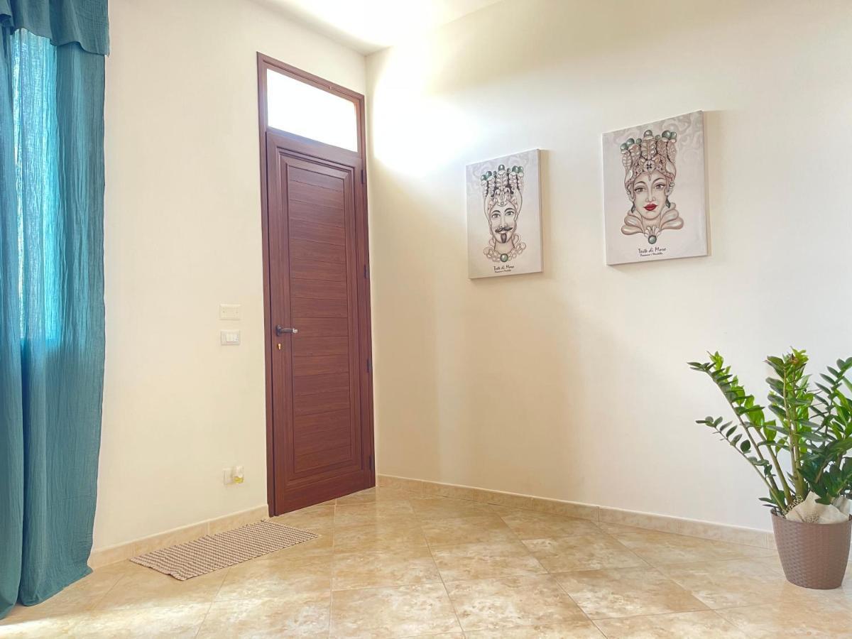 Vista Mozzafiato Villa กุสโตนาชี ภายนอก รูปภาพ
